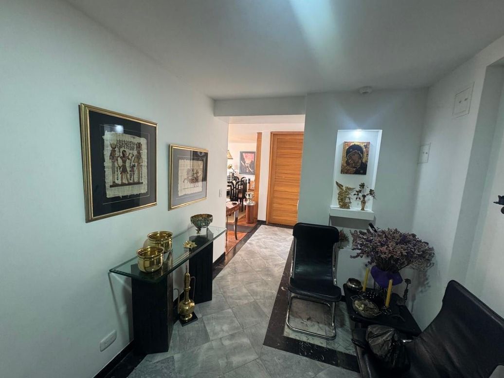 Apartamento de 3 alcobas en arriendo en El Nogal, Bogotá, 138 m² · foto 9 de 20