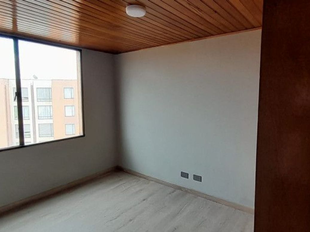 Apartamento de 3 alcobas en venta en Los Cristales, Bogotá, 60 m² · foto 13 de 14