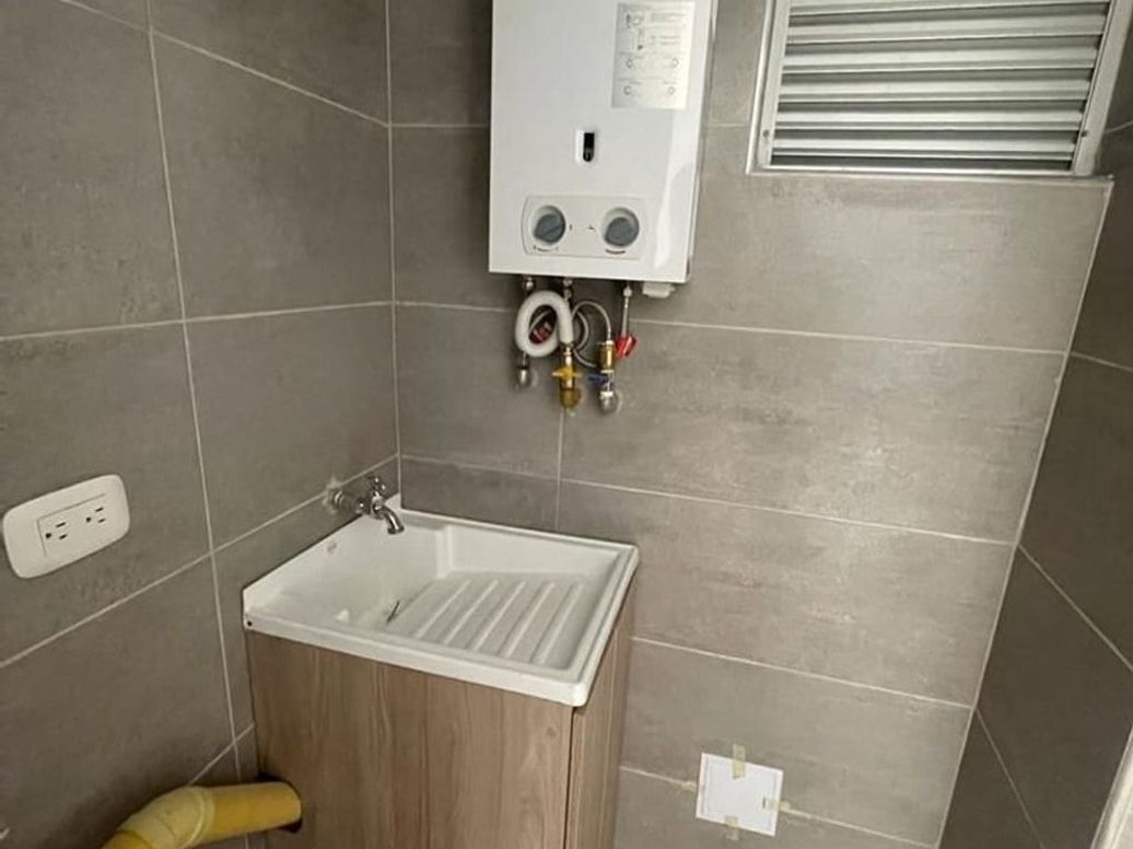 Apartamento de 2 alcobas en venta en San Antonio Nor - Occidental, Bogotá, 37 m² · foto 9 de 20