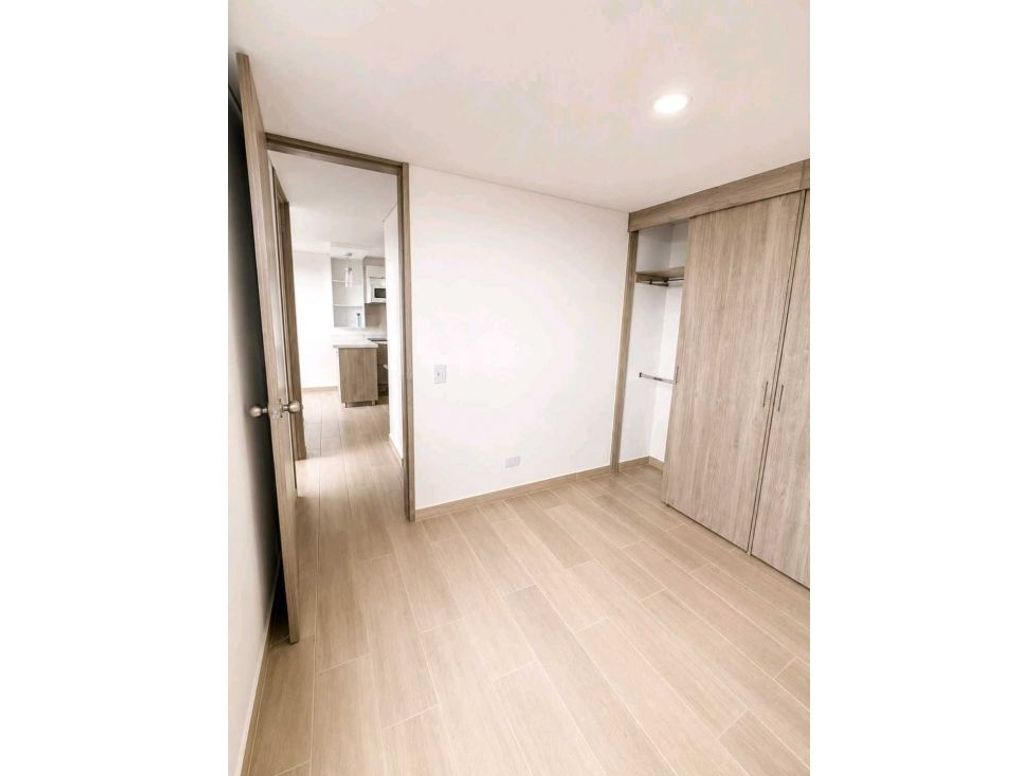 Apartaestudio en arriendo en Ricaurte, Bogotá, 35 m² · foto 6 de 10