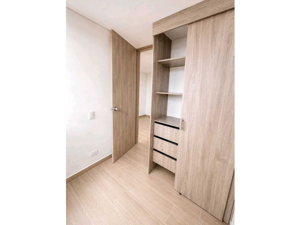 Apartaestudio en arriendo en Ricaurte, Bogotá, 35 m² · foto 5 de 10