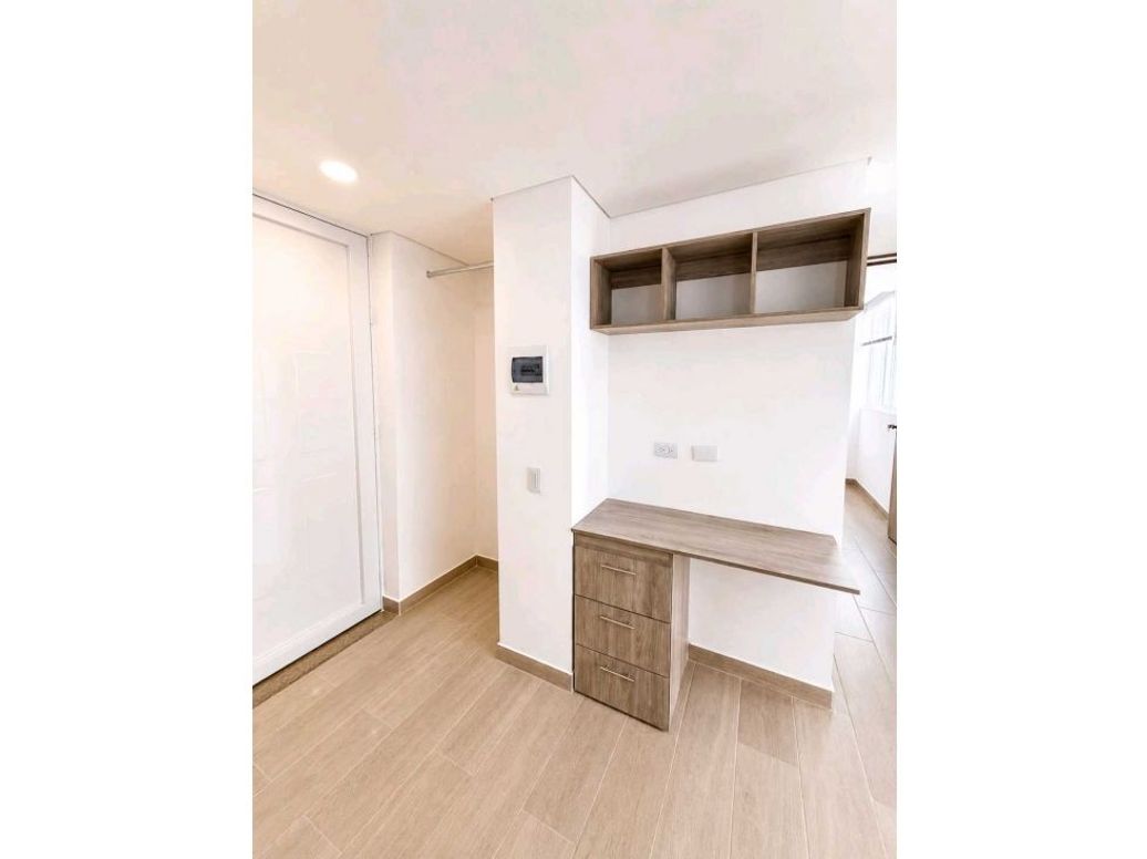Apartaestudio en arriendo en Ricaurte, Bogotá, 35 m² · foto 4 de 10