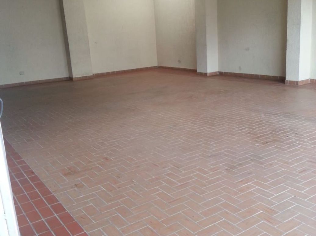Casa de 11 alcobas en venta en La Alqueria, Bogotá, 850 m² · foto 14 de 17
