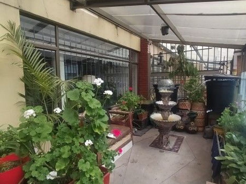 Casa de 3 alcobas en venta en La Aurora, Bogotá, 240 m² · foto 2 de 20