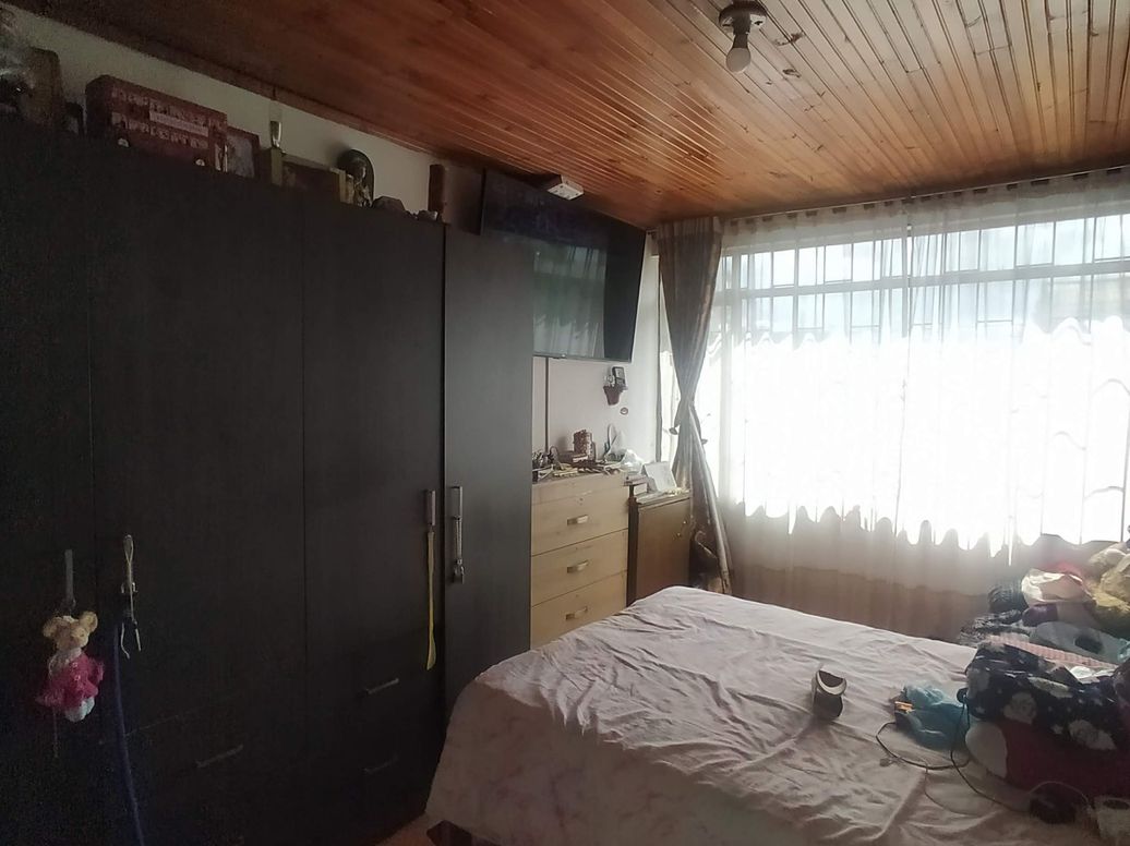 Casa de 3 alcobas en venta en La Aurora, Bogotá, 240 m² · foto 16 de 20