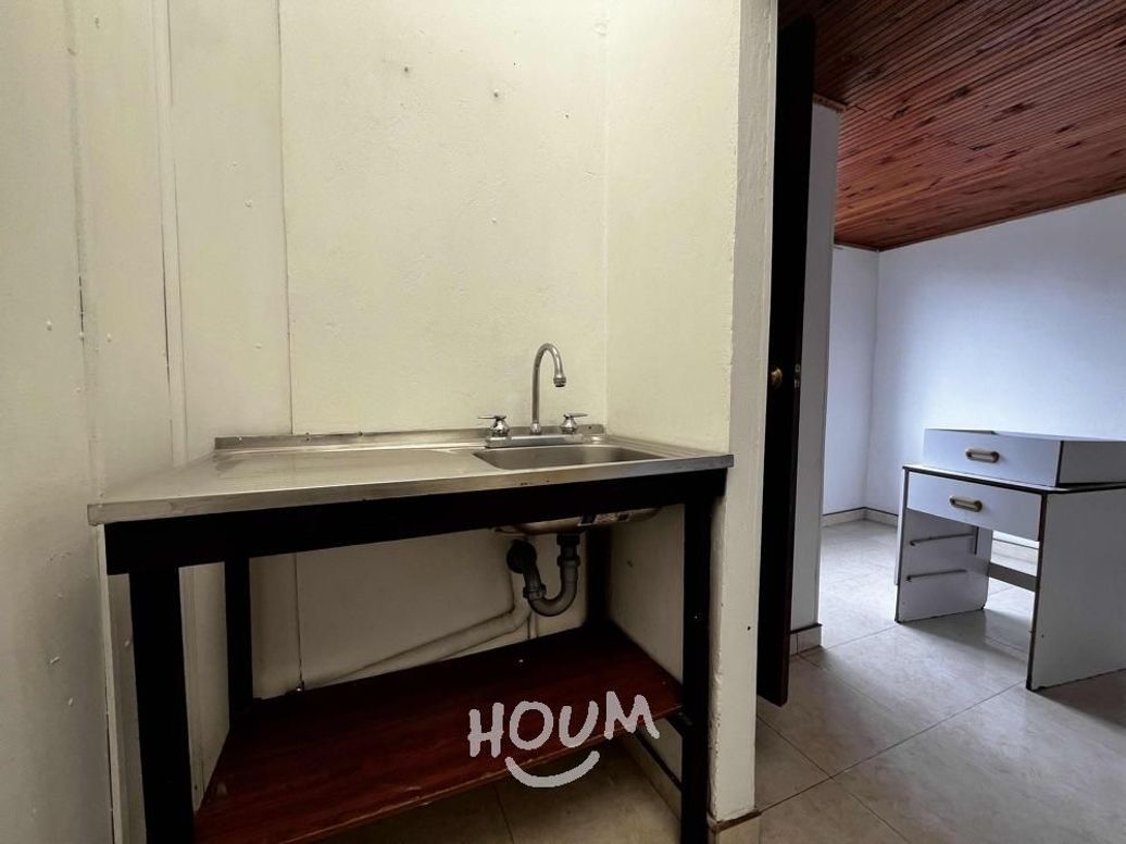 Apartamento de 1 alcoba en arriendo en Escocia, Bogotá, 12 m² · foto 4 de 9