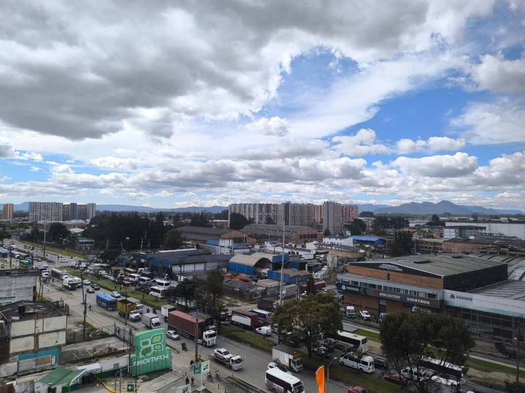 Apartamento de 3 alcobas en venta en Pueblo Viejo Industrial, Bogotá, 47 m² · foto 16 de 19
