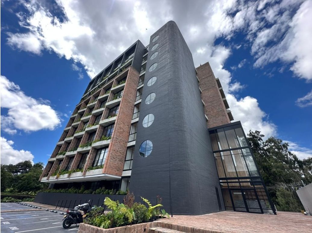 SE ARRIENDA APARTAESTUDIO DE LUJO EN EL ALTO DE LAS PALMAS. en Alto De Las Palmas