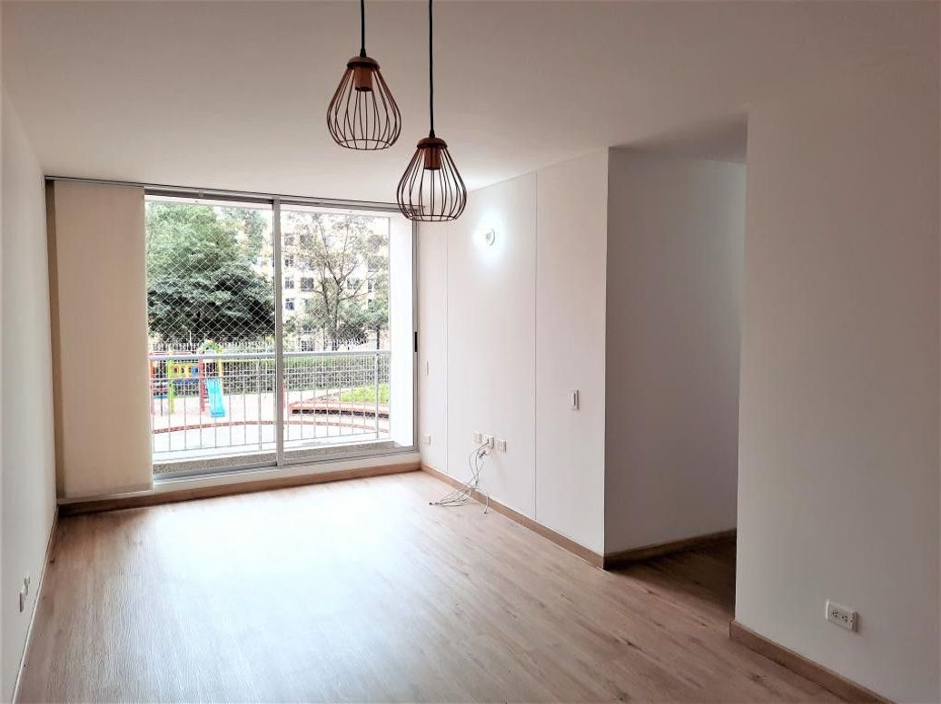 Apartamento de 3 alcobas en venta en San Antonio Nor - Occidental, Bogotá, 61 m² · foto 3 de 20