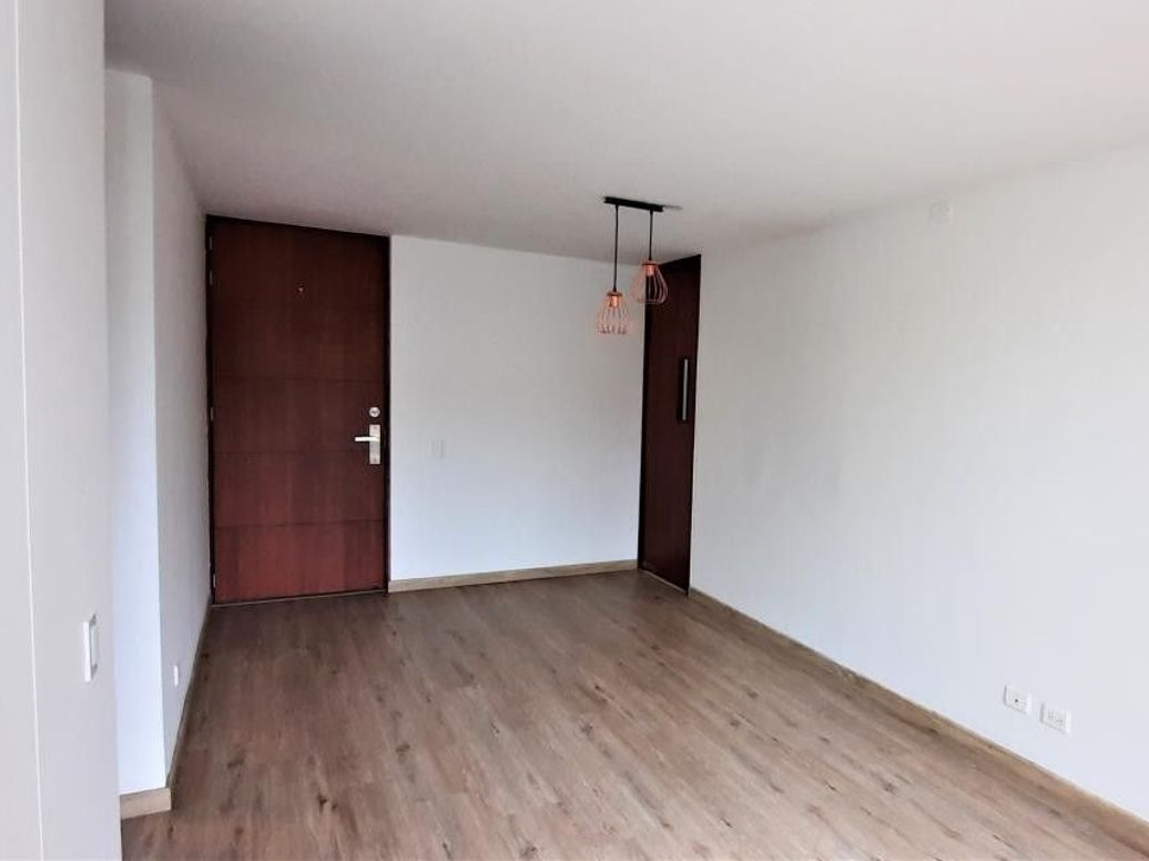 Apartamento de 3 alcobas en venta en San Antonio Nor - Occidental, Bogotá, 61 m² · foto 4 de 20
