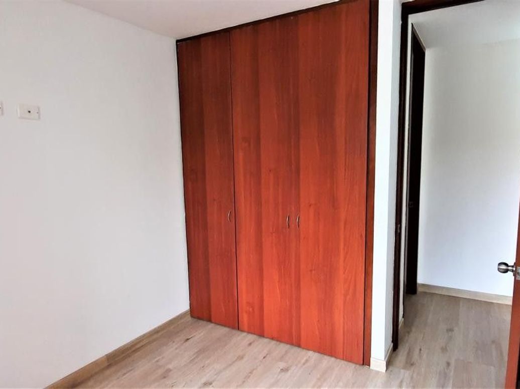 Apartamento de 3 alcobas en venta en San Antonio Nor - Occidental, Bogotá, 61 m² · foto 14 de 20