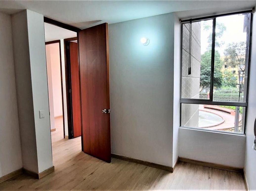 Apartamento de 3 alcobas en venta en San Antonio Nor - Occidental, Bogotá, 61 m² · foto 16 de 20