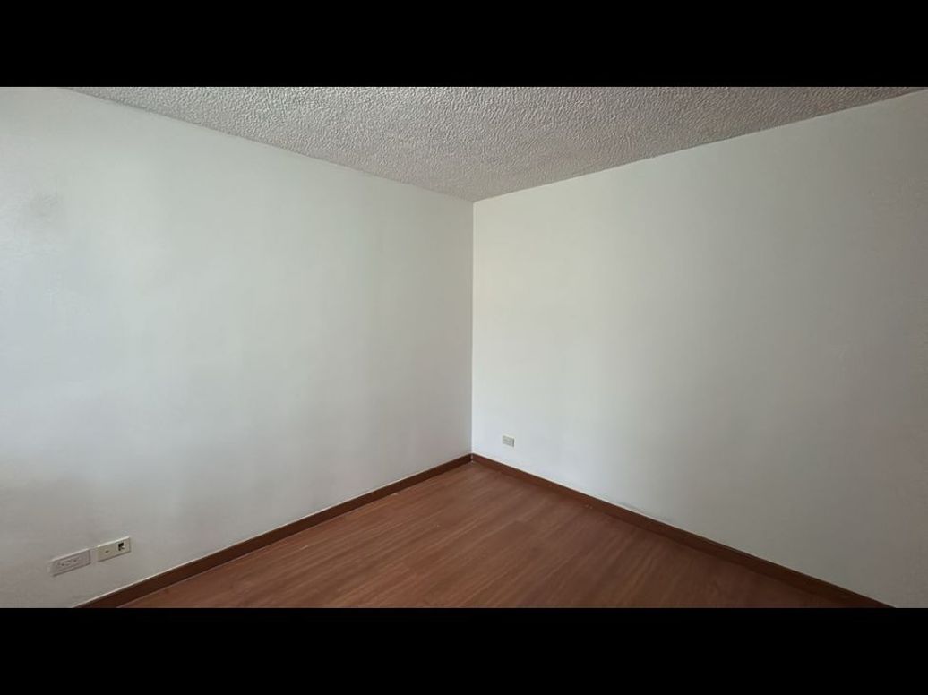 Apartamento de 3 alcobas en venta en Verbenal, Bogotá, 57 m² · foto 14 de 20