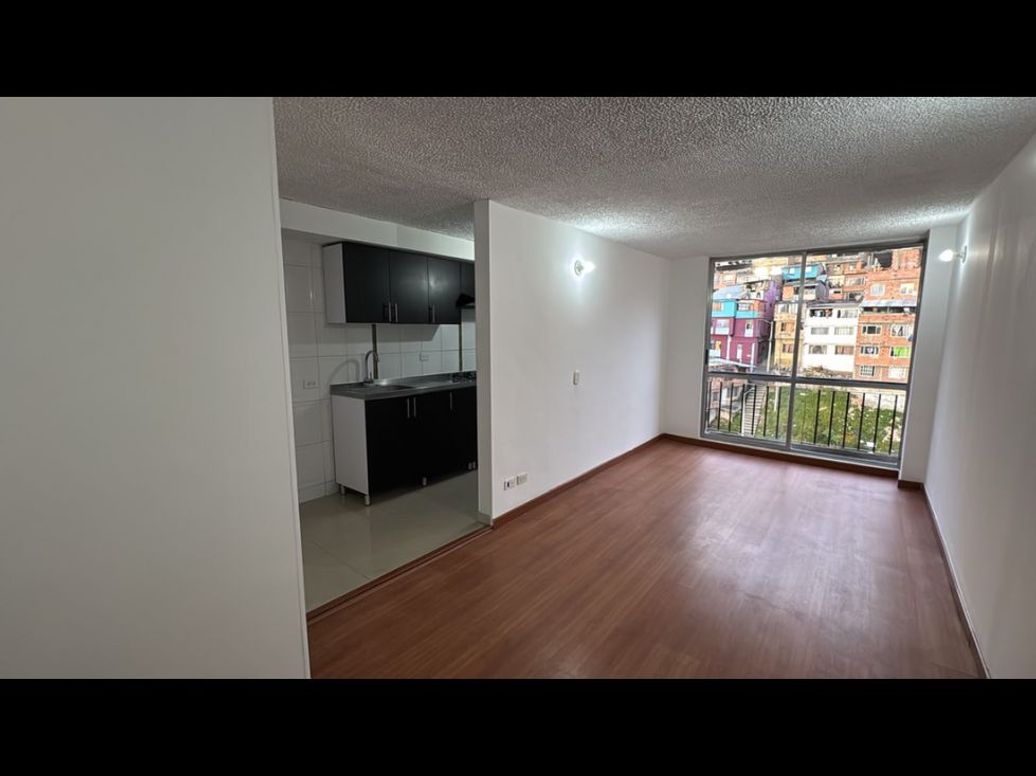Apartamento de 3 alcobas en venta en Verbenal, Bogotá, 57 m² · foto 2 de 20