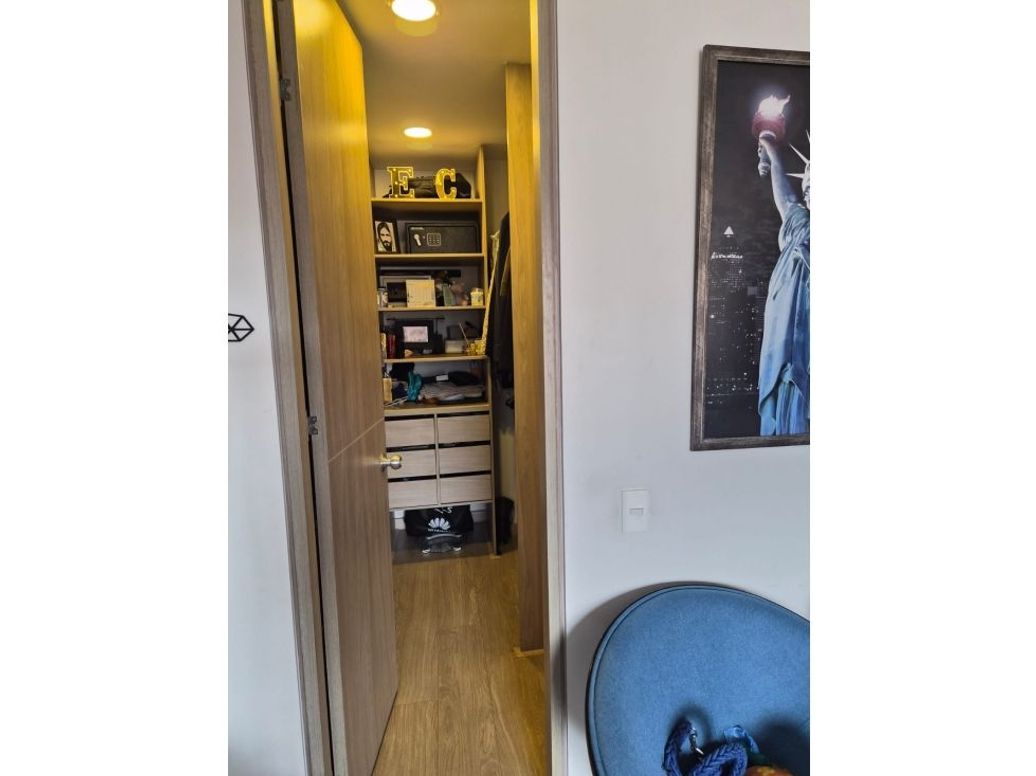 Apartamento de 2 alcobas en venta en Cedritos, Bogotá, 70 m² · foto 13 de 20