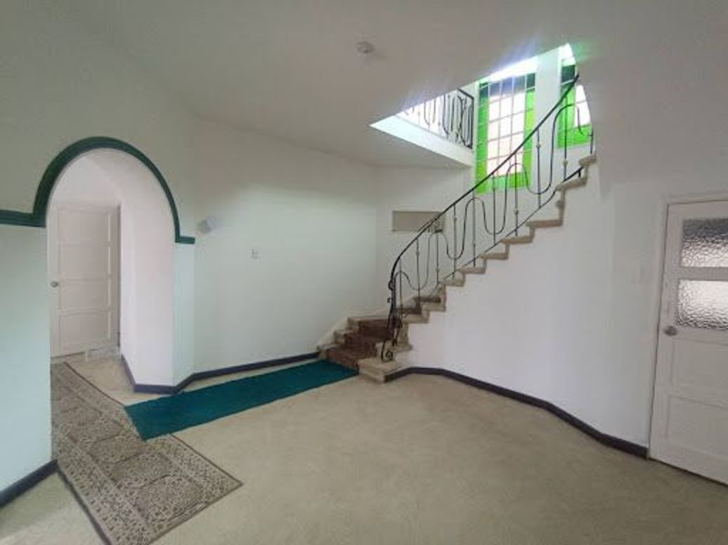 Casa de 8 alcobas en venta en Teusaquillo, Bogotá, 216 m² · foto 2 de 20