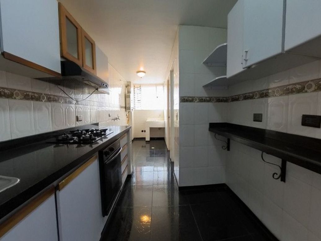Apartamento de 3 alcobas en arriendo en Rincon Del Cedro, Bogotá, 99 m² · foto 3 de 20