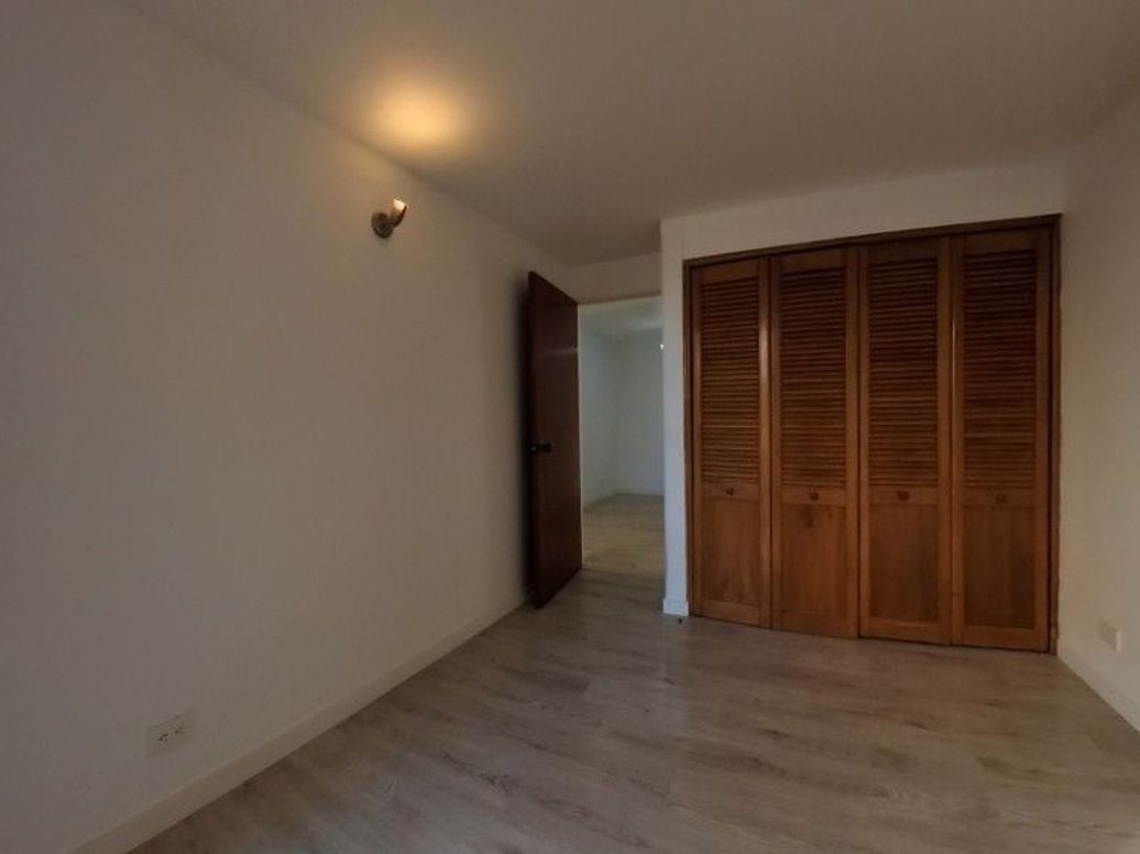 Apartamento de 3 alcobas en arriendo en Rincon Del Cedro, Bogotá, 99 m² · foto 19 de 20