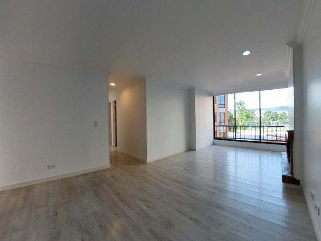 Apartamento de 3 alcobas en arriendo en Rincon Del Cedro, Bogotá, 99 m² · foto 10 de 20
