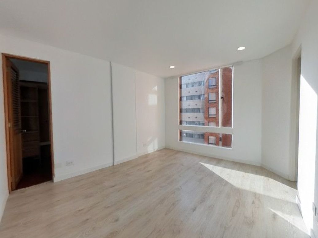 Apartamento de 3 alcobas en arriendo en Rincon Del Cedro, Bogotá, 99 m² · foto 20 de 20