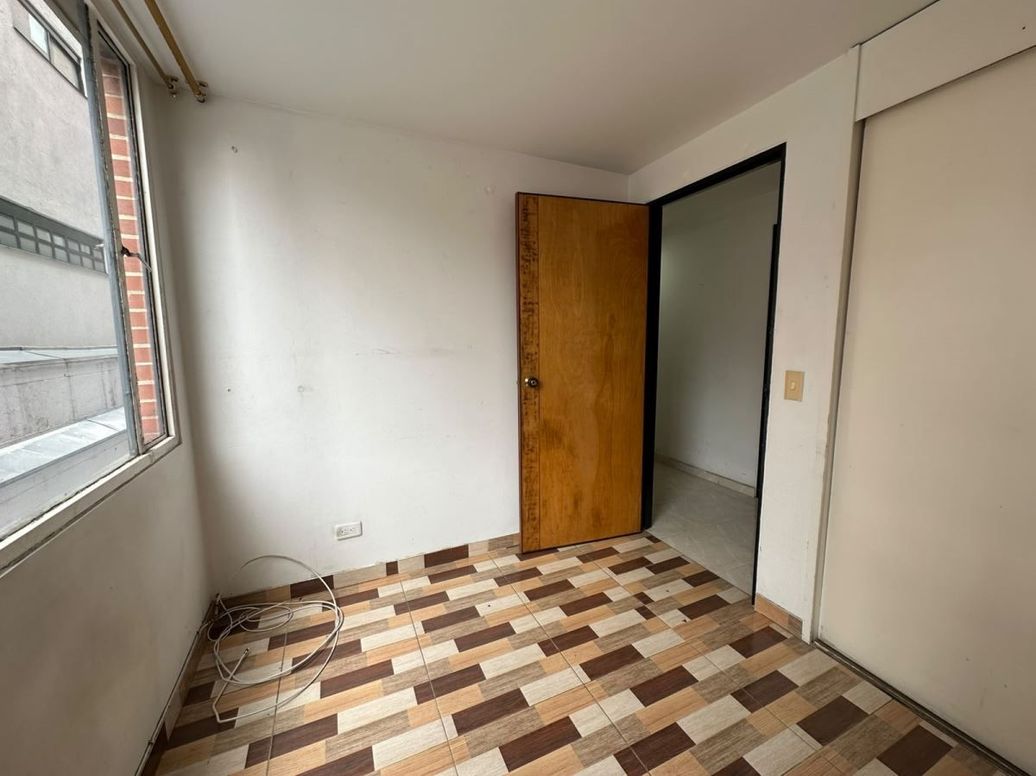 Apartamento de 3 alcobas en venta en La Alborada, Bogotá, 59 m² · foto 14 de 18
