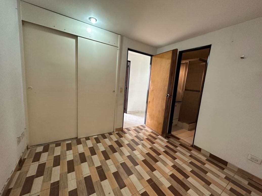 Apartamento de 3 alcobas en venta en La Alborada, Bogotá, 59 m² · foto 13 de 18