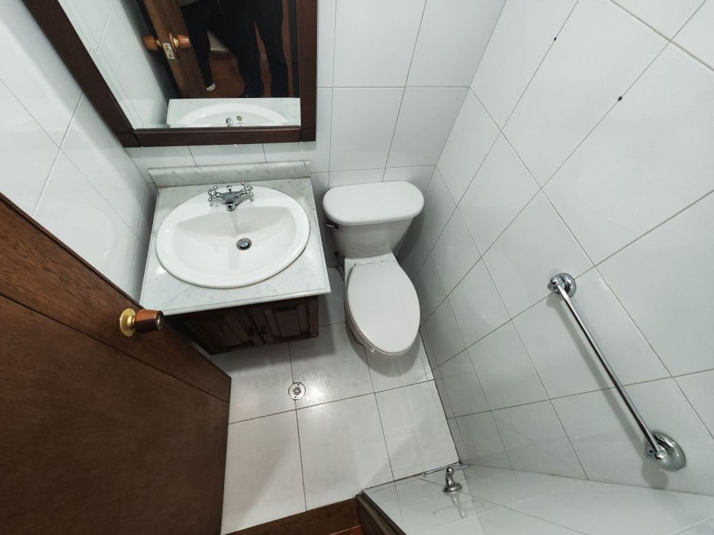 Apartamento de 2 alcobas en venta en Chicó Norte, Bogotá, 85 m² · foto 16 de 20
