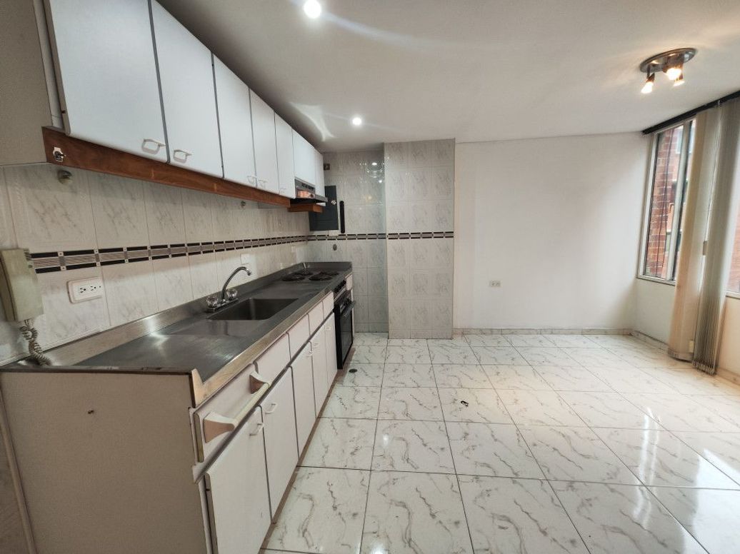 Apartamento de 2 alcobas en venta en Chicó Norte, Bogotá, 85 m² · foto 10 de 20