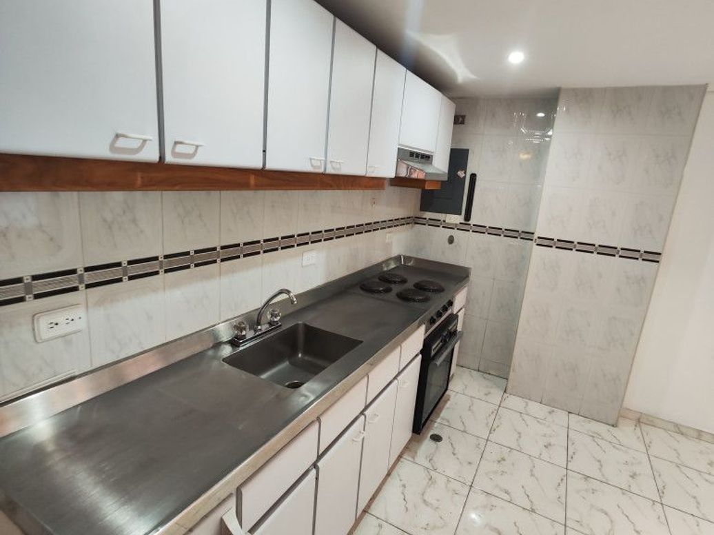 Apartamento de 2 alcobas en venta en Chicó Norte, Bogotá, 85 m² · foto 11 de 20