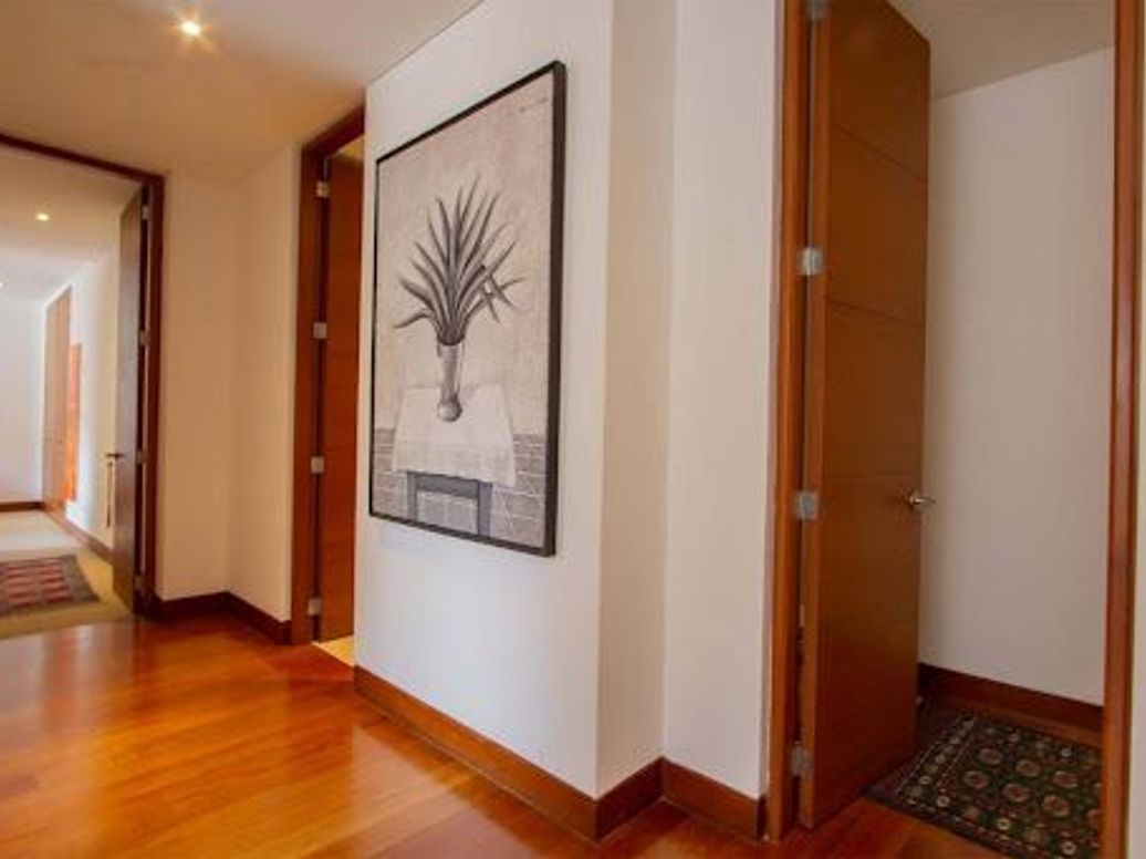 Apartamento de 4 alcobas en venta en La Cabrera, Bogotá, 342 m² · foto 12 de 20