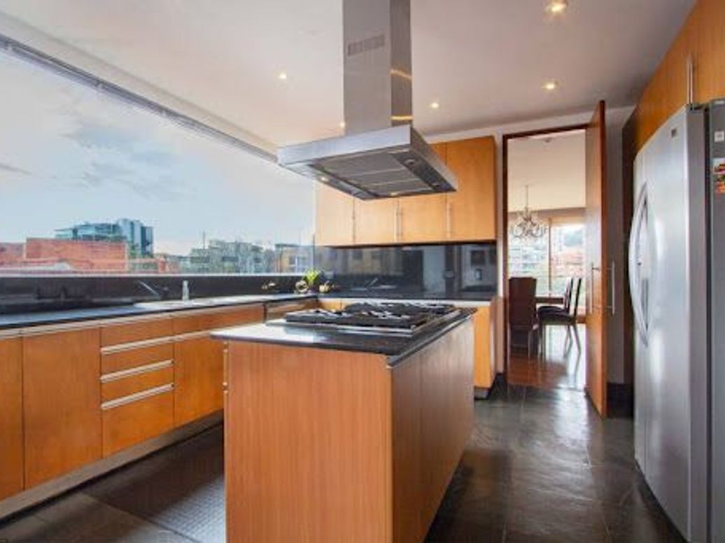 Apartamento de 4 alcobas en venta en La Cabrera, Bogotá, 342 m² · foto 5 de 20