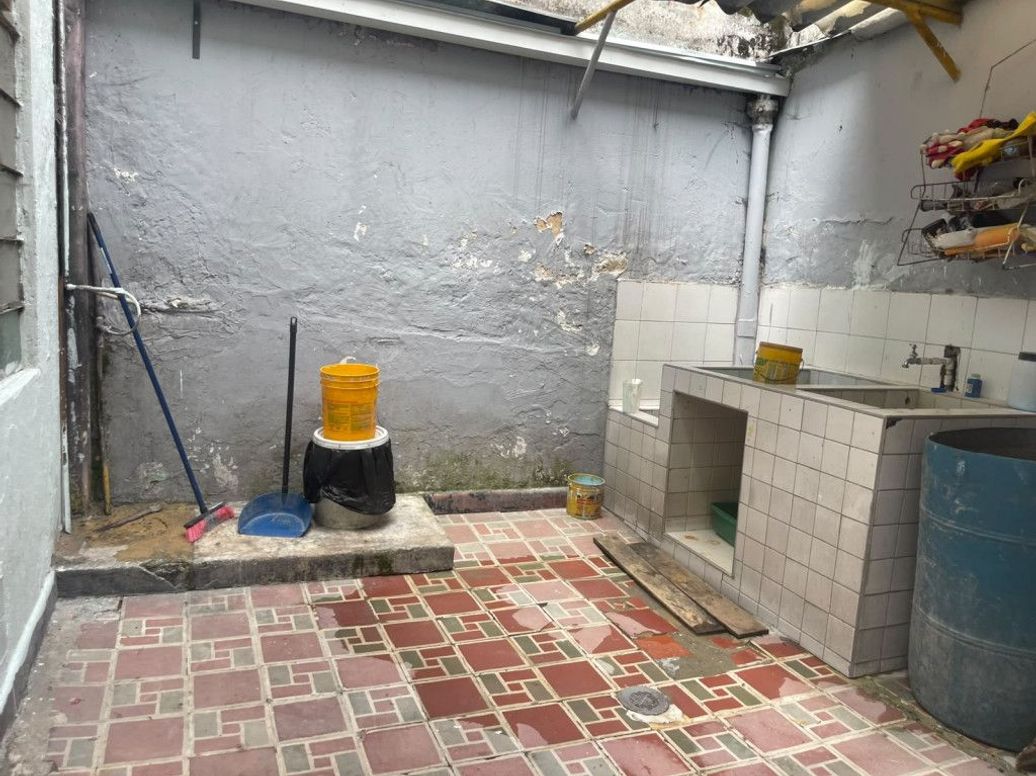 Casa de 6 alcobas en venta en Santa Isabel Sur, Bogotá, 177 m² · foto 9 de 20