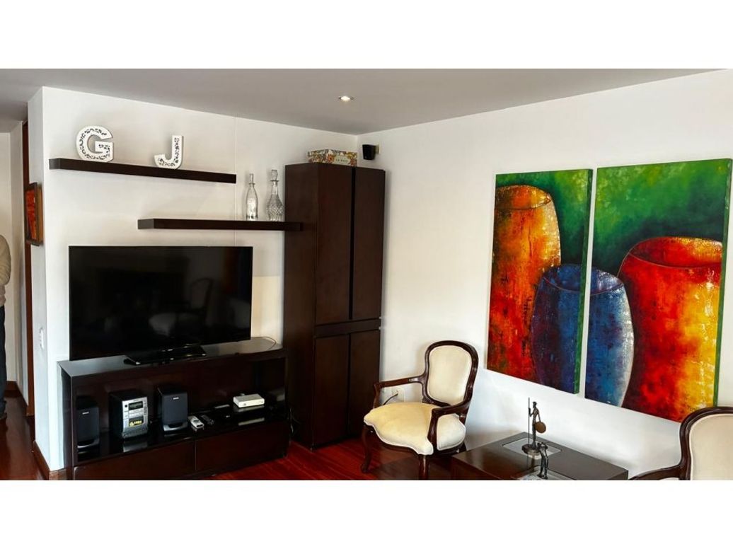 Apartamento de 3 alcobas en venta en Lago Cordoba, Bogotá, 154 m² · foto 10 de 20