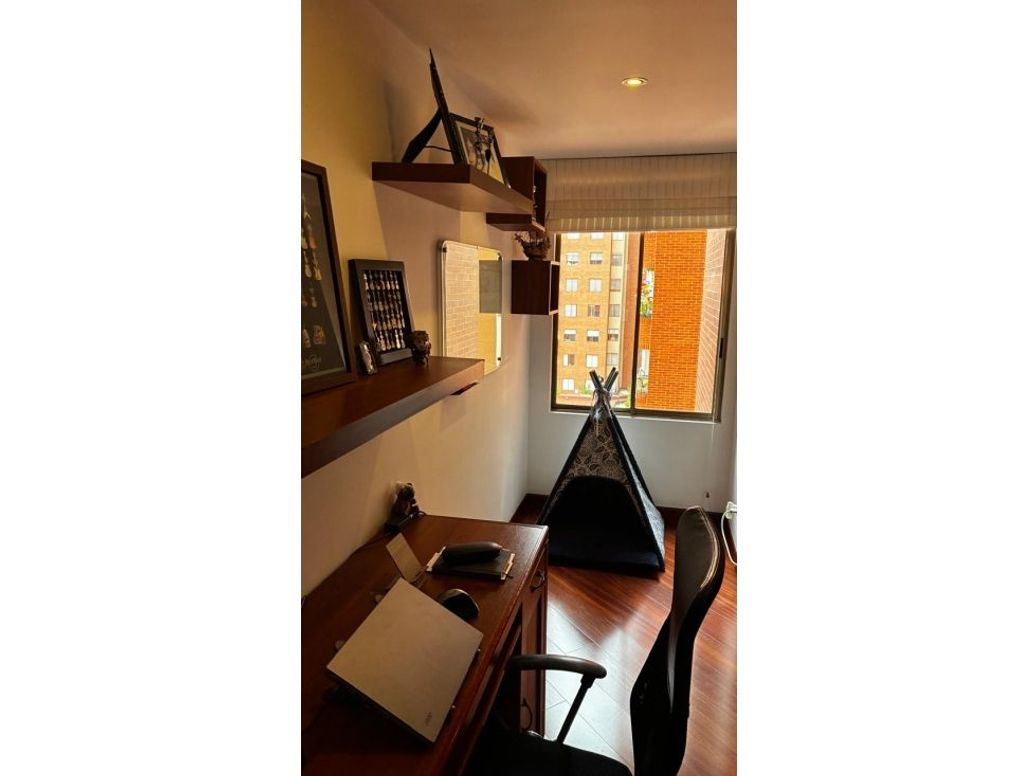 Apartamento de 3 alcobas en venta en Lago Cordoba, Bogotá, 154 m² · foto 19 de 20