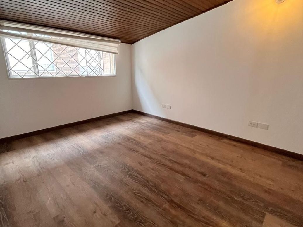 Apartamento de 3 alcobas en venta en Cr. El Bosque, Bogotá, 130 m² · foto 8 de 15
