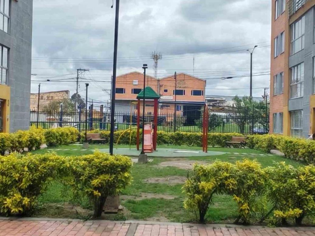 Apartamento de 2 alcobas en venta en Nueva Castilla, Bogotá, 43 m² · foto 12 de 19