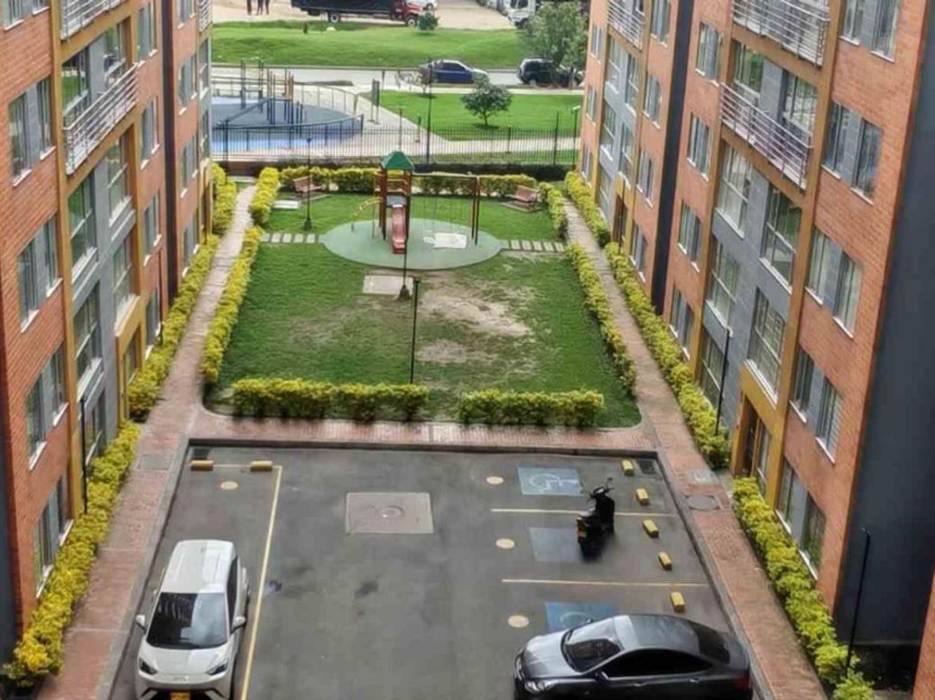 Apartamento de 2 alcobas en venta en Nueva Castilla, Bogotá, 43 m² · foto 14 de 19