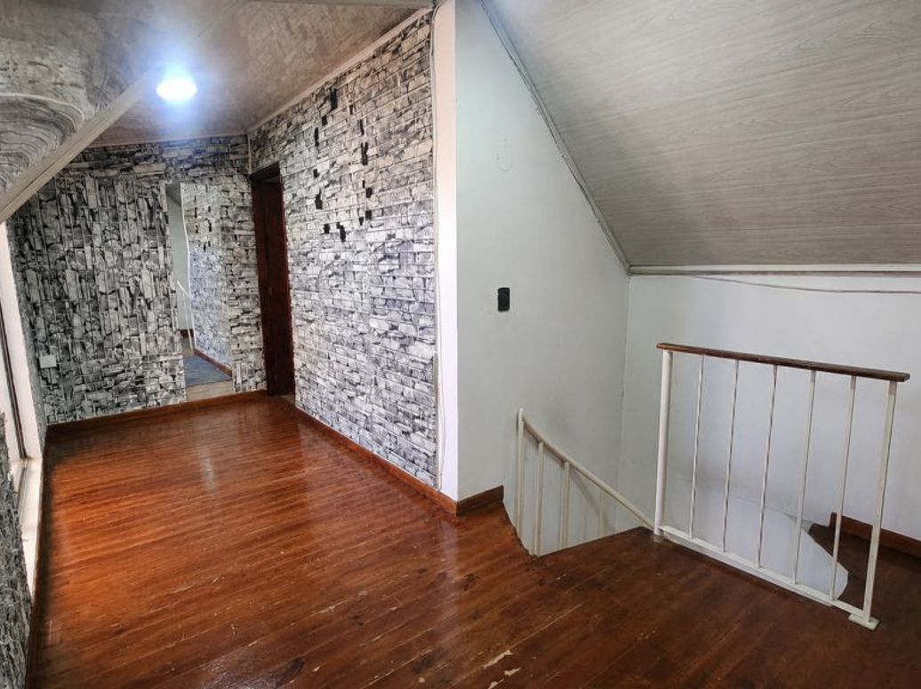 Apartamento de 5 alcobas en venta en Santa Rosa Del Carvajal, Bogotá, 66 m² · foto 2 de 13