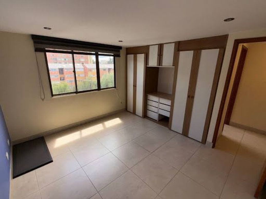 Apartamento de 3 alcobas en venta en Usatama, Bogotá, 74 m² · foto 18 de 20