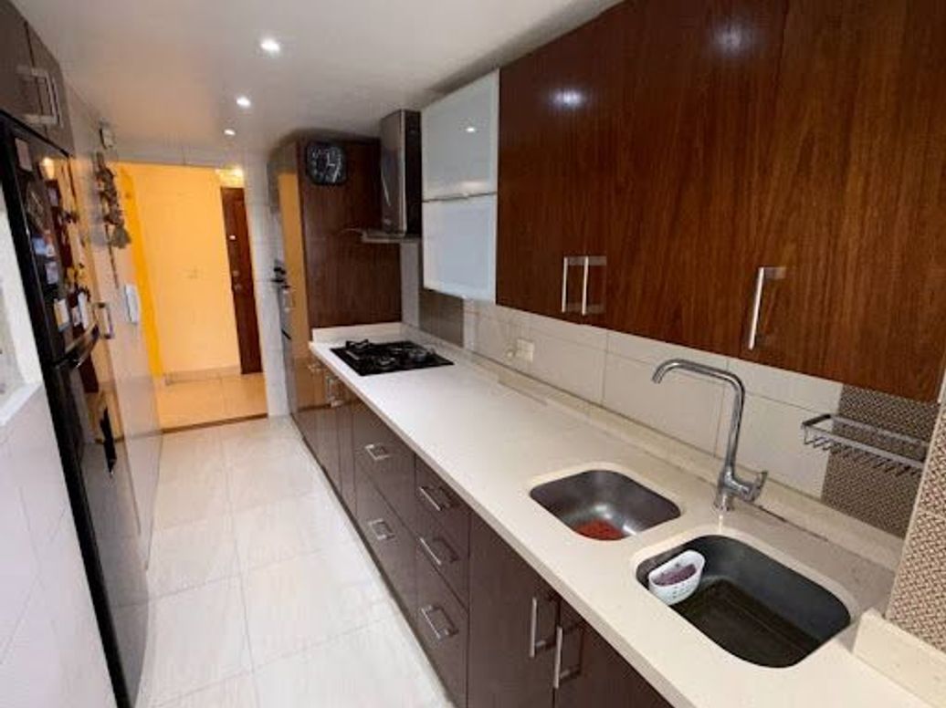 Apartamento de 3 alcobas en venta en Usatama, Bogotá, 74 m² · foto 10 de 20