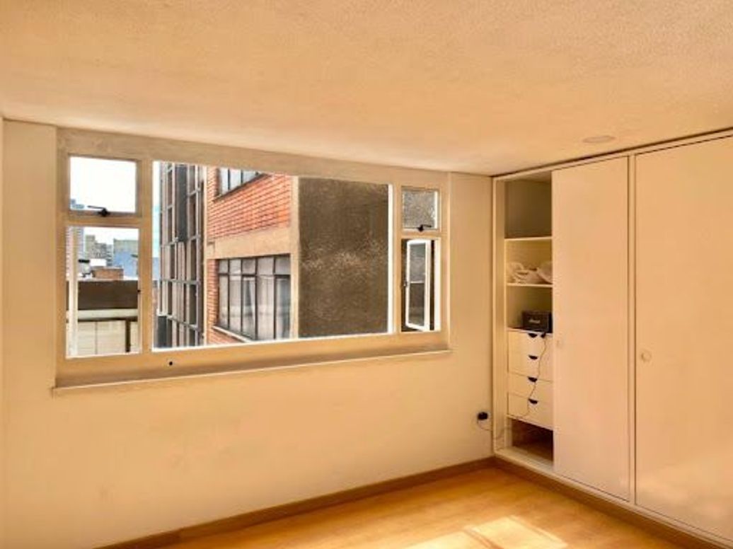 Apartamento de 3 alcobas en venta en Las Nieves, Bogotá, 113 m² · foto 4 de 7