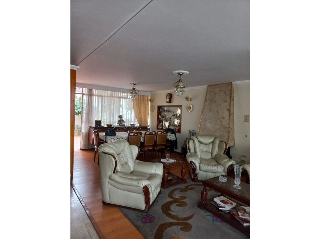 Casa de 5 alcobas en venta en La Soledad, Bogotá, 200 m² · foto 7 de 20