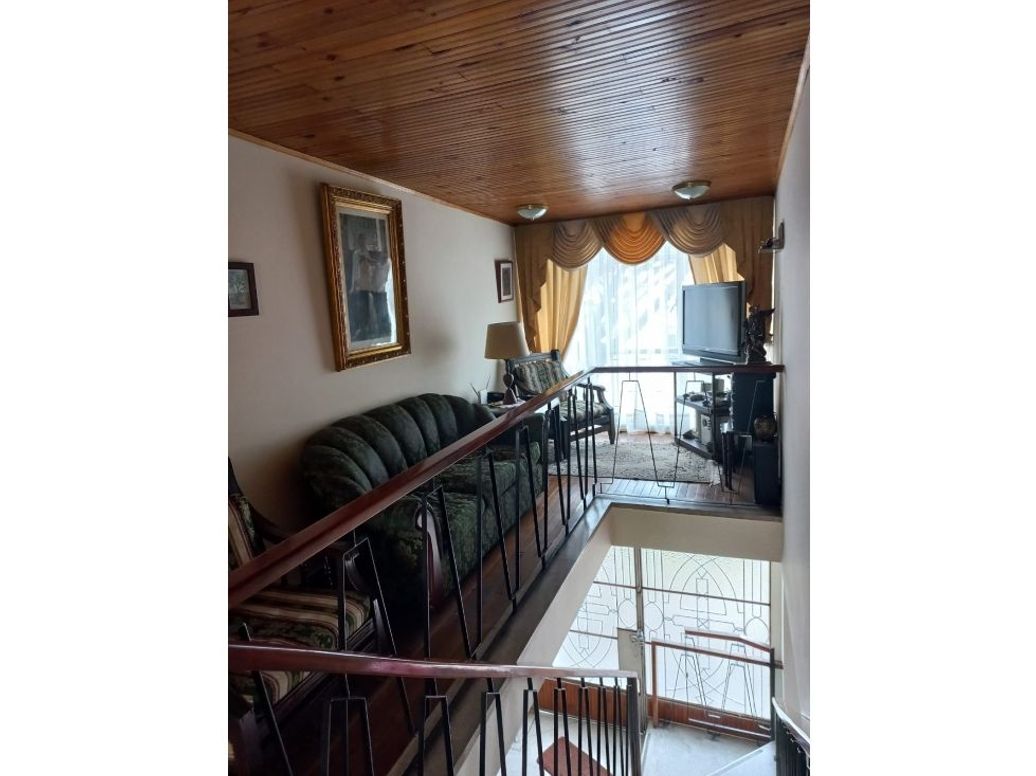 Casa de 5 alcobas en venta en La Soledad, Bogotá, 200 m² · foto 17 de 20