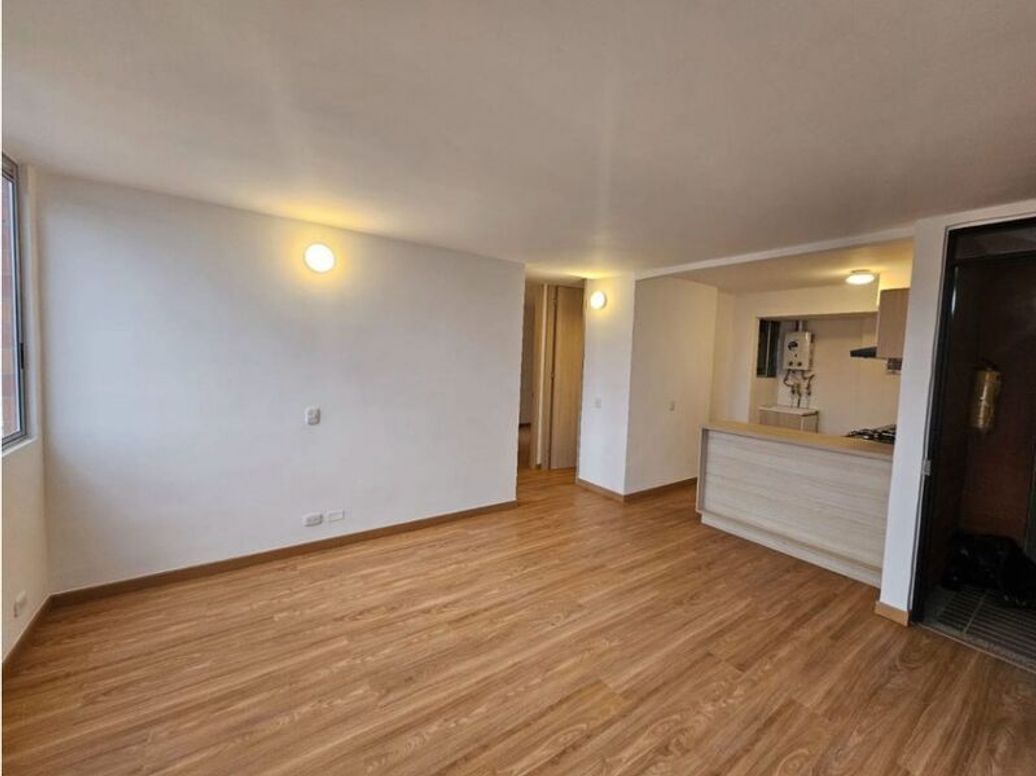 Apartaestudio en venta en Casa Blanca, Bogotá, 48 m² · foto 3 de 20