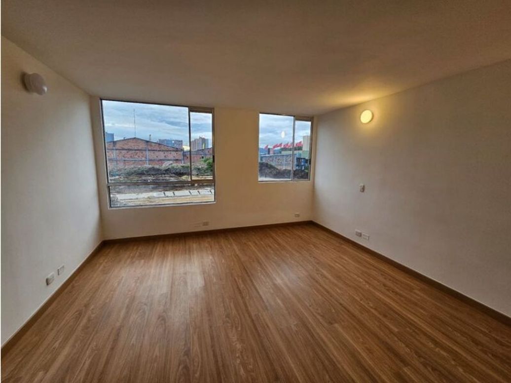 Apartaestudio en venta en Casa Blanca, Bogotá, 48 m² · foto 2 de 20