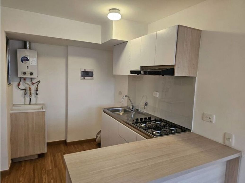 Apartaestudio en venta en Casa Blanca, Bogotá, 48 m² · foto 7 de 20