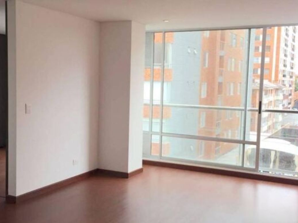 Apartamento de 2 alcobas en venta en Acacias Usaquen, Bogotá, 69 m² · foto 6 de 14