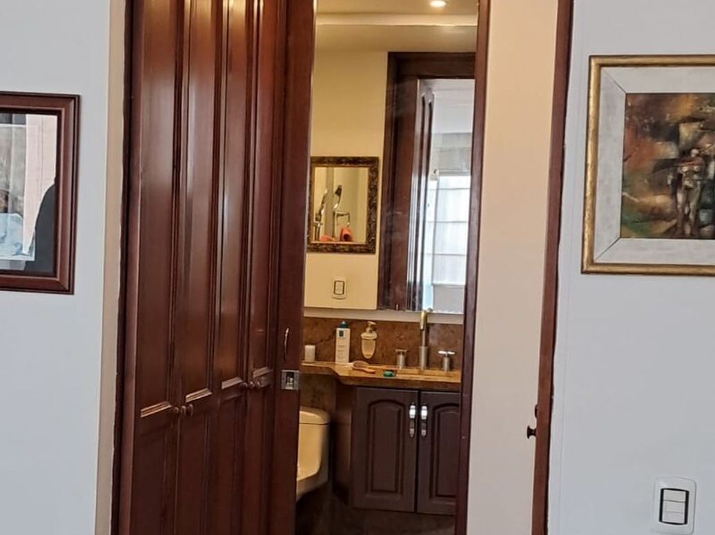 Apartamento de 3 alcobas en venta en Cedritos, Bogotá, 104 m² · foto 3 de 20