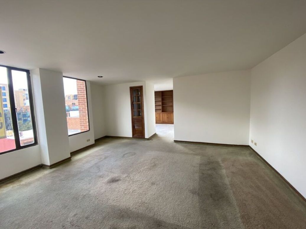 Apartamento de 3 alcobas en venta en Chico Norte Et. Iii, Bogotá, 167 m² · foto 3 de 20
