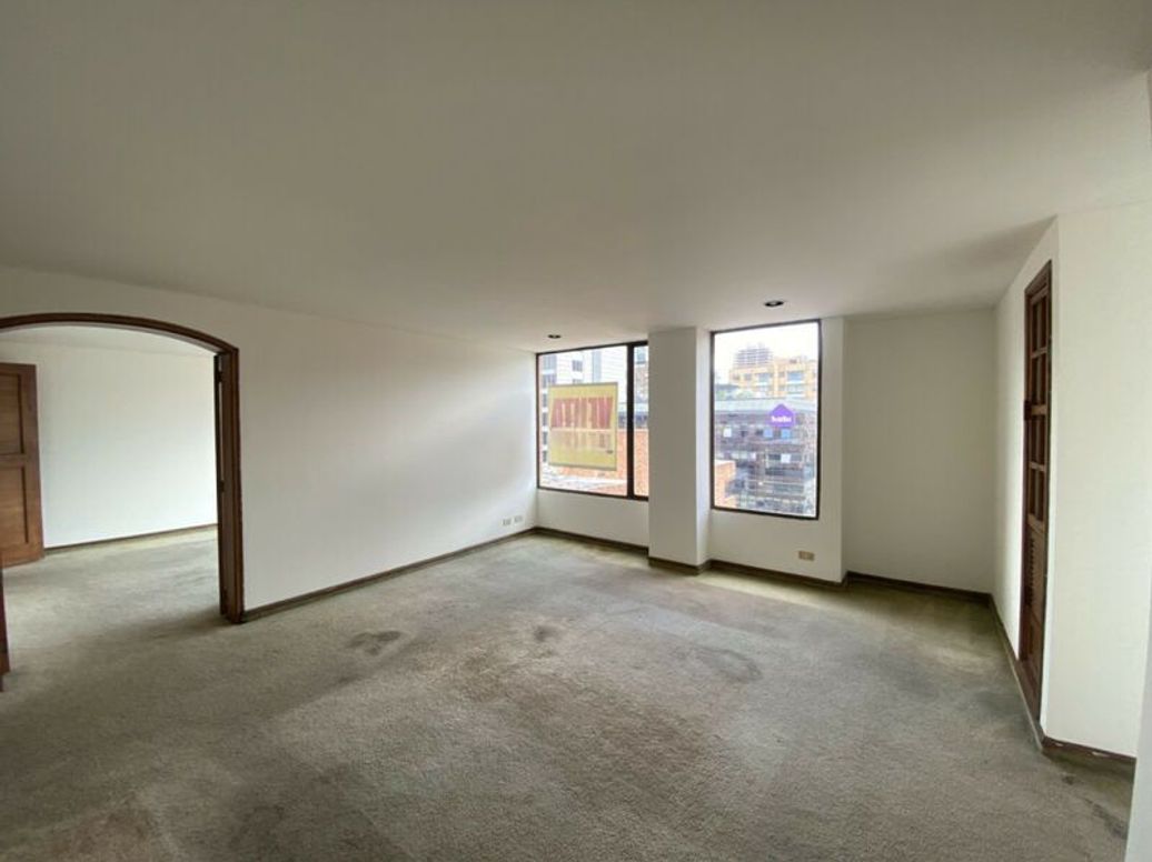 Apartamento de 3 alcobas en venta en Chico Norte Et. Iii, Bogotá, 167 m² · foto 2 de 20